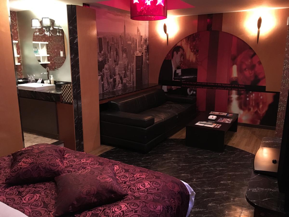 Hotel Apricot (Adults Only) Hiroshima Exterior foto
